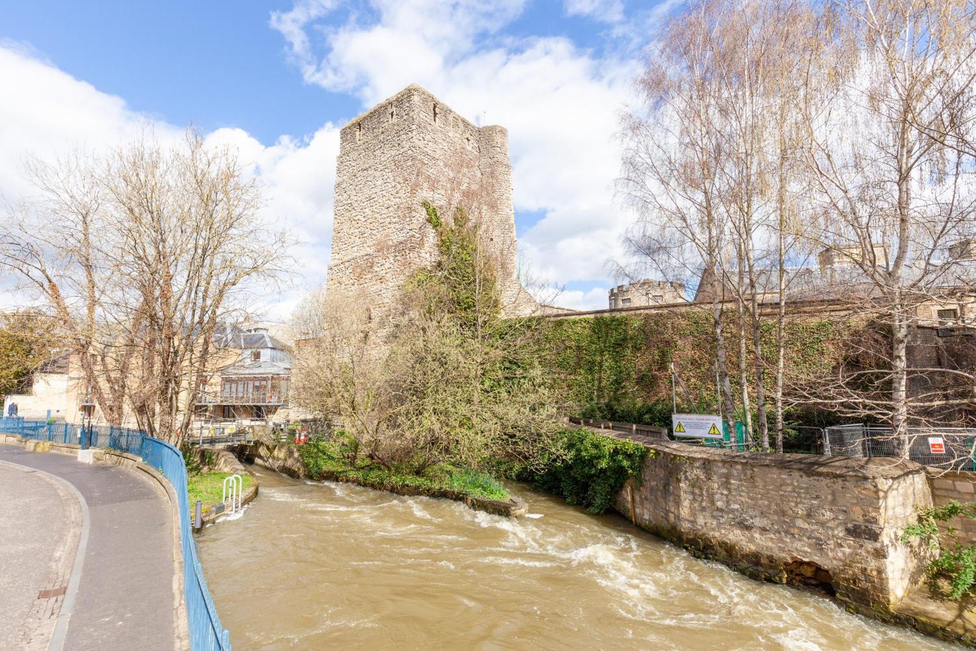 شقة A Gem Nestled In The Heart Of Oxford With Parking! المظهر الخارجي الصورة